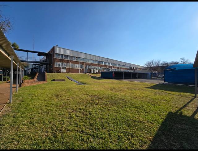 27,810M² WAREHOUSE TO LET IN ELANDSFONTEIN